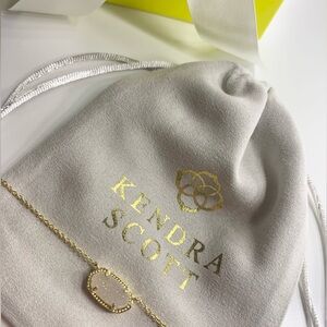 Kendra Scott Elisa Gold Pendant Necklace in Iridescent Drusy (barely worn)